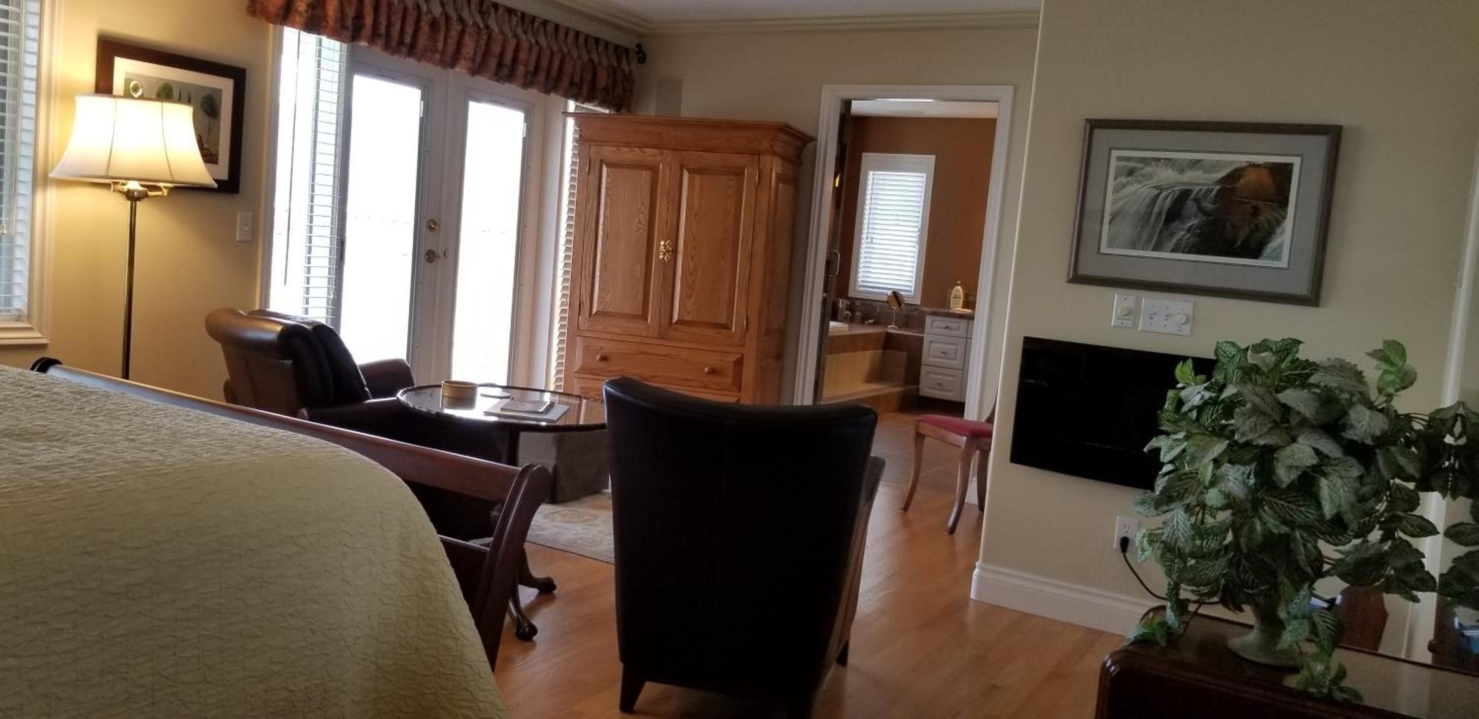 Queen Room