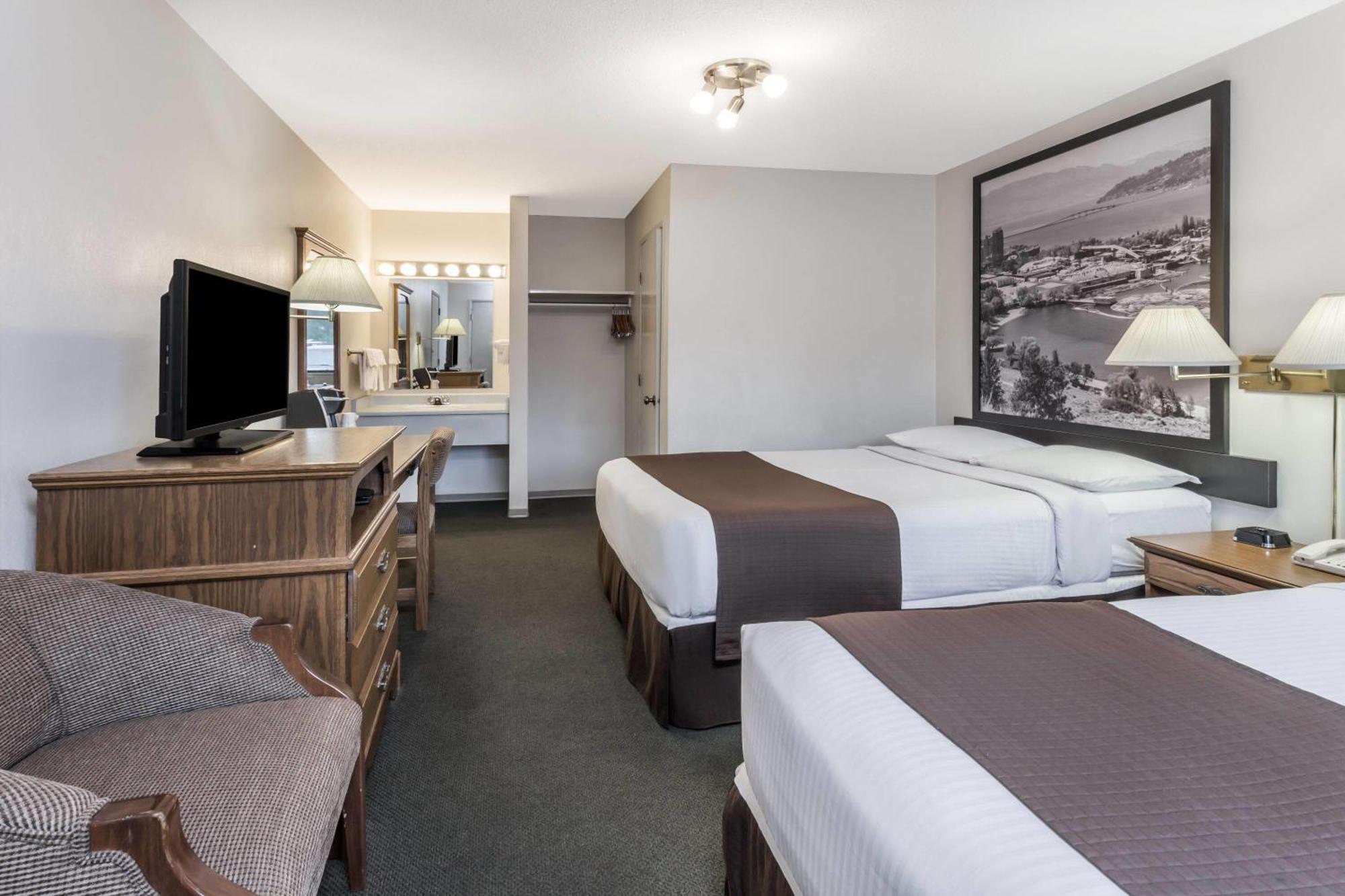 Double Room Two Double Beds Non-Smoking