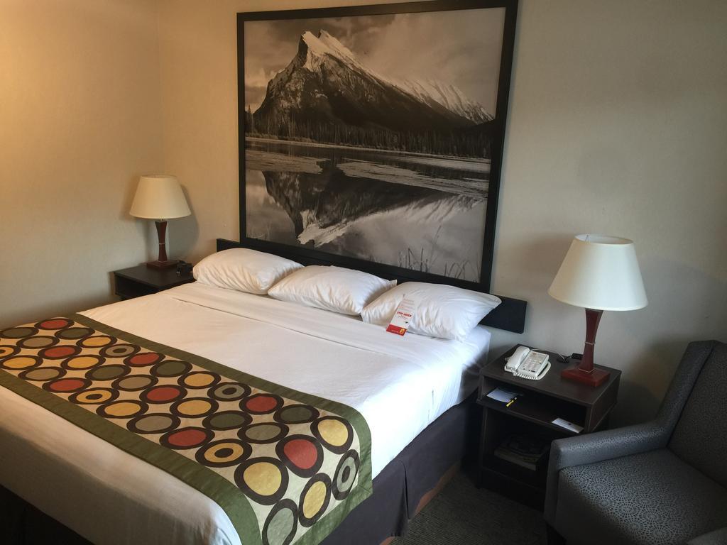 King Room Non-Smoking