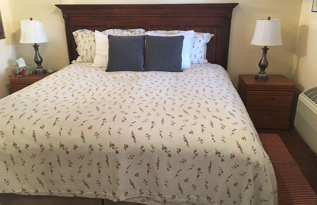 All Seasons Bed & Breakfast-1