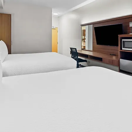 Park Inn By Radisson, Kelowna-2
