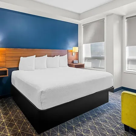 Park Inn By Radisson, Kelowna-3