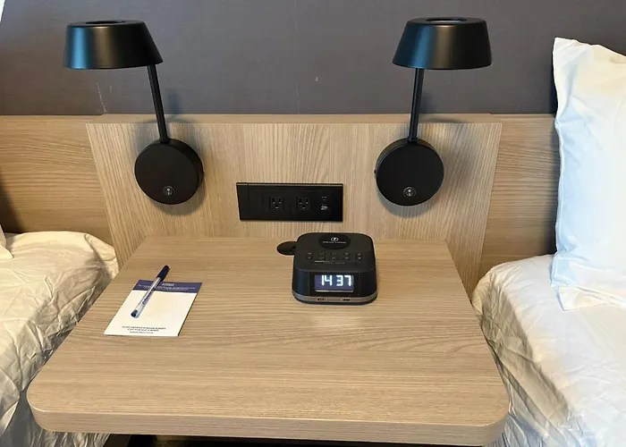 La Quinta Inn & Suites By Wyndham Kelowna Bc
